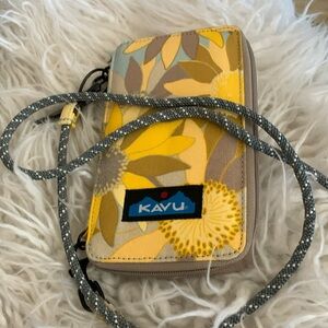 Kavu cross body bag